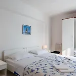La Bodega Τρογκίρ