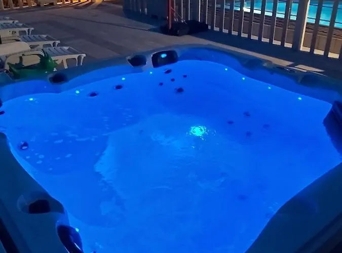 La Bodega * טרוגיר