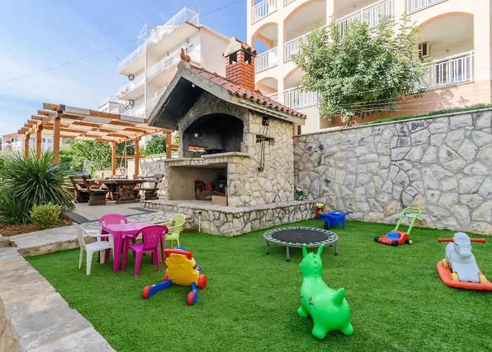 La Bodega * טרוגיר