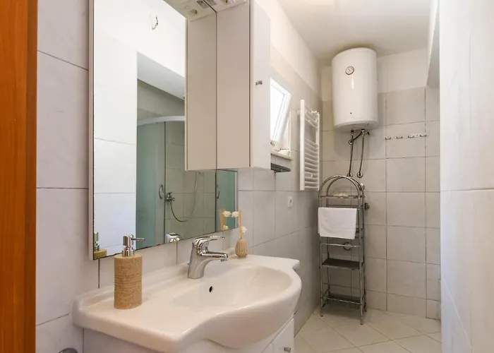 La Bodega * Τρογκίρ